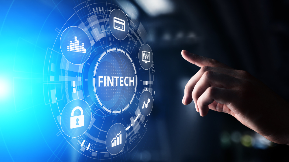 Σε πτώση οι παγκόσμιες επενδύσεις στο fintech από τα υψηλά του 2021